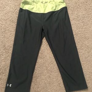 Under Armor Cropped Leggings
